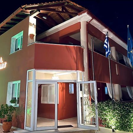 Hotel Sun Sight Pefkochori Exterior foto